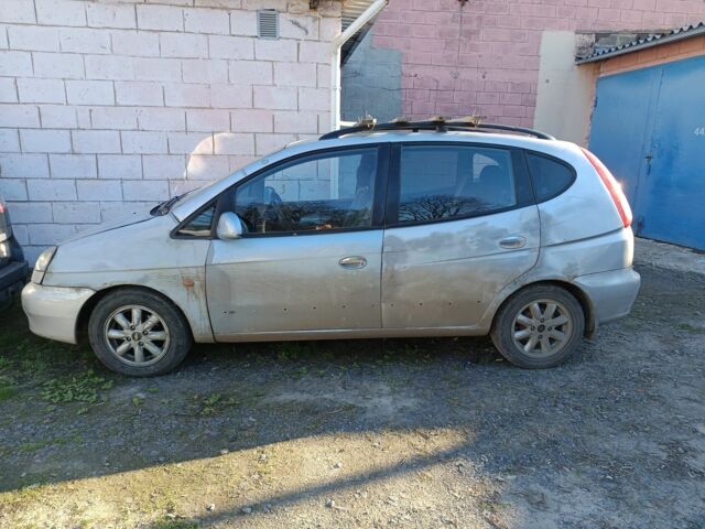 Сірий Шевроле Такума, об'ємом двигуна 2 л та пробігом 252 тис. км за 1000 $, фото 1 на Automoto.ua