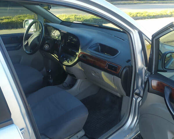 Сірий Шевроле Такума, об'ємом двигуна 2 л та пробігом 143 тис. км за 2900 $, фото 3 на Automoto.ua