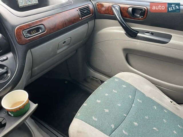 Серый Шевроле Такума, объемом двигателя 2 л и пробегом 310 тыс. км за 2800 $, фото 21 на Automoto.ua