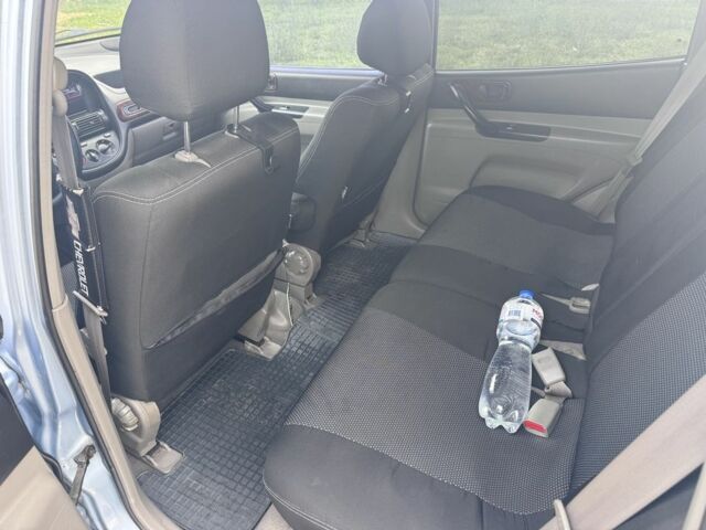 Серый Шевроле Такума, объемом двигателя 2 л и пробегом 124 тыс. км за 4400 $, фото 5 на Automoto.ua