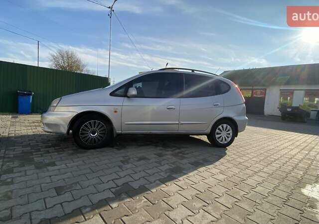 Серый Шевроле Такума, объемом двигателя 2 л и пробегом 325 тыс. км за 2700 $, фото 5 на Automoto.ua