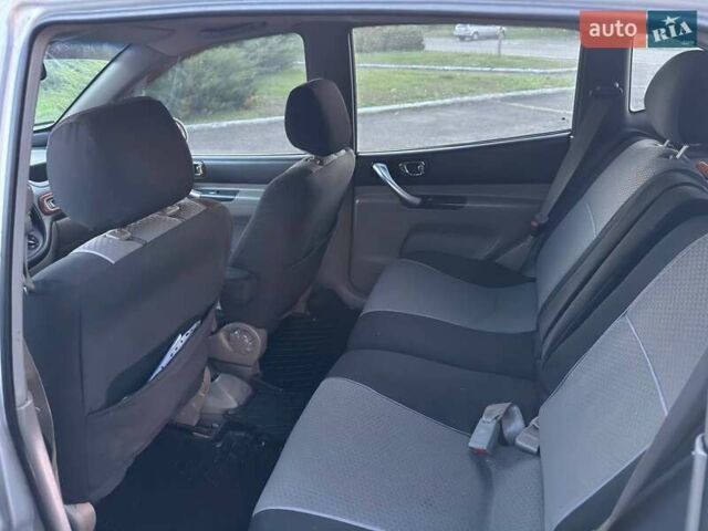 Серый Шевроле Такума, объемом двигателя 2 л и пробегом 269 тыс. км за 3500 $, фото 10 на Automoto.ua