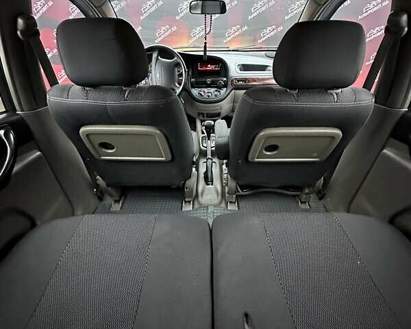 Сірий Шевроле Такума, об'ємом двигуна 2 л та пробігом 233 тис. км за 4500 $, фото 12 на Automoto.ua