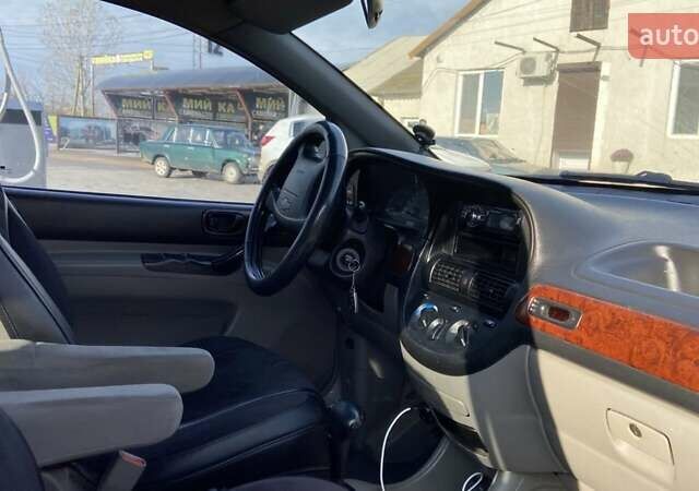 Серый Шевроле Такума, объемом двигателя 2 л и пробегом 325 тыс. км за 2700 $, фото 9 на Automoto.ua