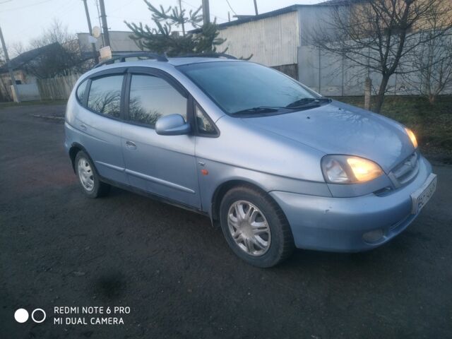 Серый Шевроле Такума, объемом двигателя 2 л и пробегом 240 тыс. км за 2800 $, фото 2 на Automoto.ua