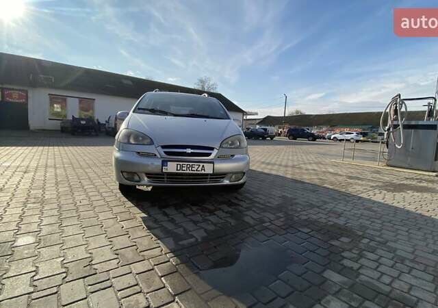 Серый Шевроле Такума, объемом двигателя 2 л и пробегом 325 тыс. км за 2700 $, фото 3 на Automoto.ua