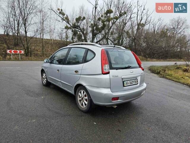 Серый Шевроле Такума, объемом двигателя 2 л и пробегом 175 тыс. км за 2300 $, фото 9 на Automoto.ua