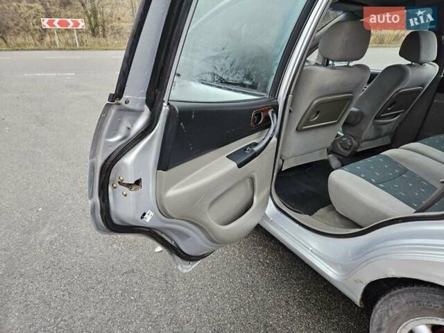 Серый Шевроле Такума, объемом двигателя 2 л и пробегом 175 тыс. км за 2300 $, фото 21 на Automoto.ua