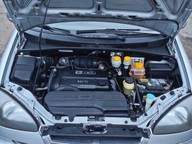 Серый Шевроле Такума, объемом двигателя 0 л и пробегом 200 тыс. км за 1400 $, фото 7 на Automoto.ua