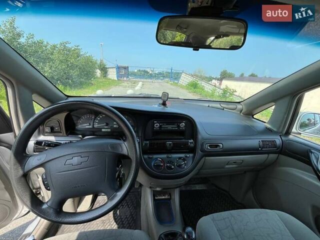 Серый Шевроле Такума, объемом двигателя 1.6 л и пробегом 250 тыс. км за 3600 $, фото 8 на Automoto.ua