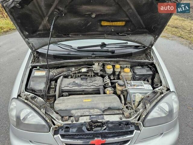 Серый Шевроле Такума, объемом двигателя 2 л и пробегом 175 тыс. км за 2300 $, фото 34 на Automoto.ua