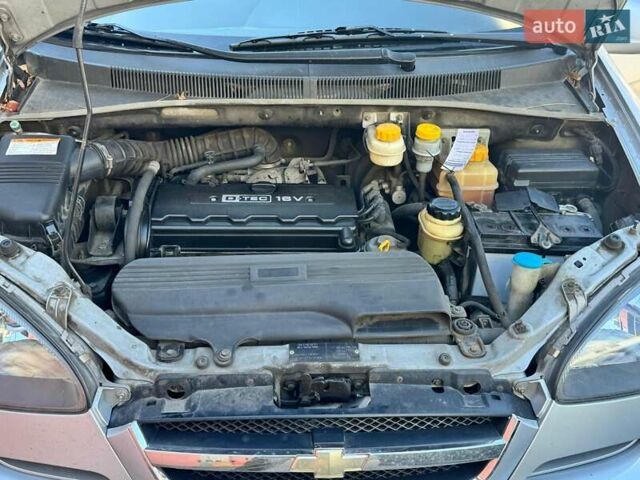 Сірий Шевроле Такума, об'ємом двигуна 2 л та пробігом 150 тис. км за 4200 $, фото 17 на Automoto.ua