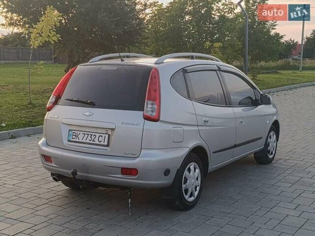 Сірий Шевроле Такума, об'ємом двигуна 1.6 л та пробігом 300 тис. км за 4100 $, фото 3 на Automoto.ua