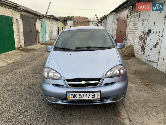 Серый Шевроле Такума, объемом двигателя 2 л и пробегом 137 тыс. км за 4000 $, фото 1 на Automoto.ua