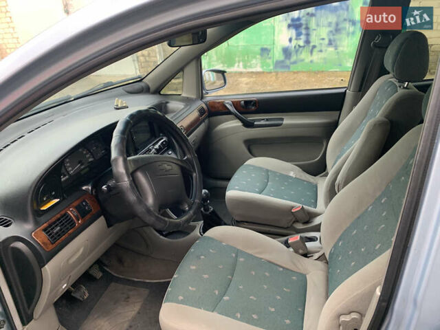 Серый Шевроле Такума, объемом двигателя 2 л и пробегом 137 тыс. км за 4000 $, фото 5 на Automoto.ua