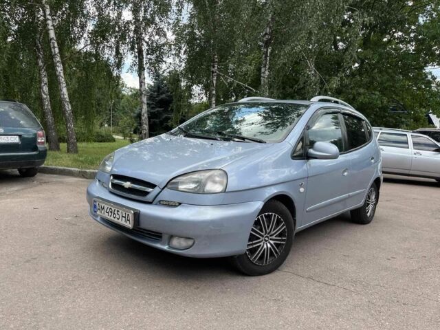 Серый Шевроле Такума, объемом двигателя 2 л и пробегом 500 тыс. км за 4500 $, фото 1 на Automoto.ua