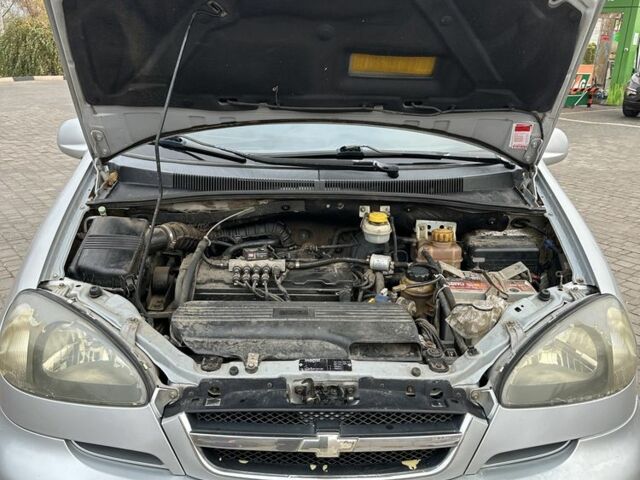 Сірий Шевроле Такума, об'ємом двигуна 2 л та пробігом 290 тис. км за 3000 $, фото 10 на Automoto.ua