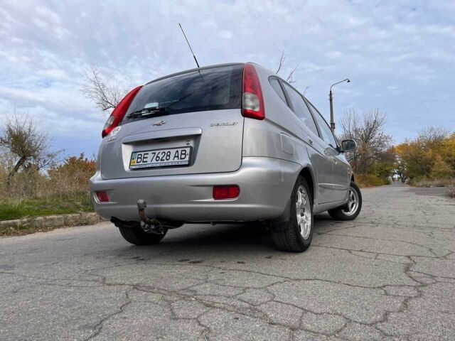 Серый Шевроле Такума, объемом двигателя 2 л и пробегом 280 тыс. км за 3500 $, фото 5 на Automoto.ua