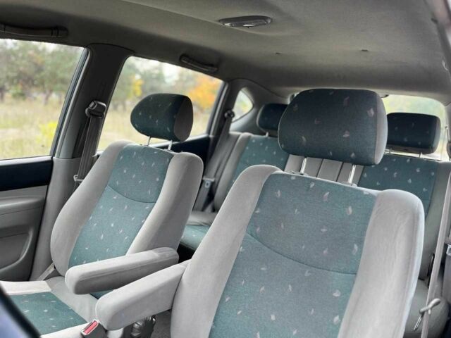 Серый Шевроле Такума, объемом двигателя 2 л и пробегом 280 тыс. км за 3500 $, фото 7 на Automoto.ua