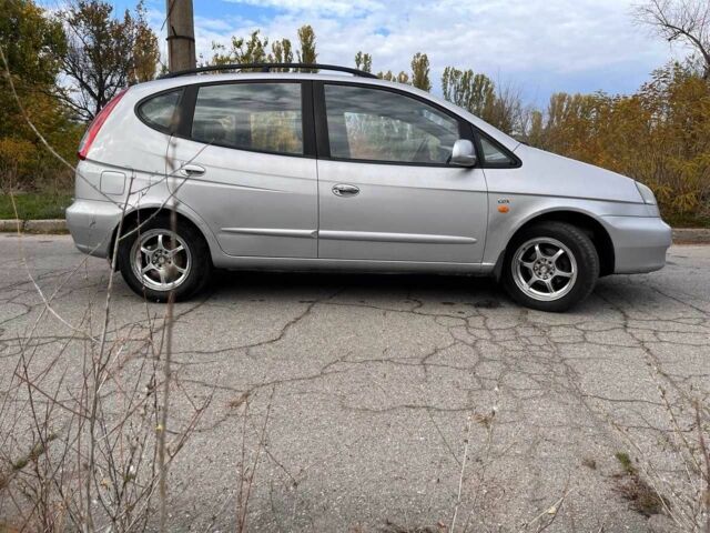 Серый Шевроле Такума, объемом двигателя 2 л и пробегом 280 тыс. км за 3500 $, фото 1 на Automoto.ua