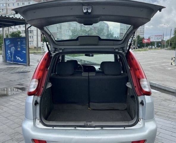 Серый Шевроле Такума, объемом двигателя 2 л и пробегом 334 тыс. км за 3300 $, фото 3 на Automoto.ua