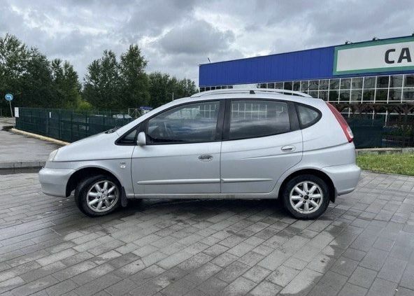 Серый Шевроле Такума, объемом двигателя 2 л и пробегом 334 тыс. км за 3300 $, фото 2 на Automoto.ua