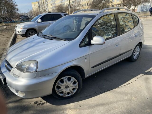 Серый Шевроле Такума, объемом двигателя 1.6 л и пробегом 225 тыс. км за 3999 $, фото 1 на Automoto.ua