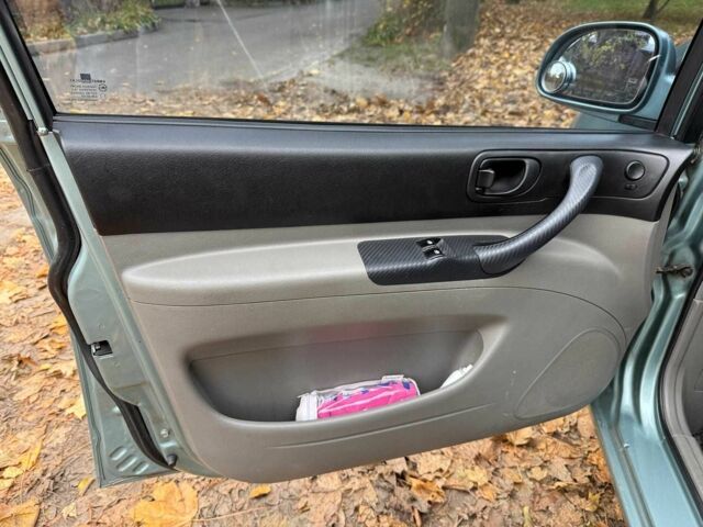 Серый Шевроле Такума, объемом двигателя 1.6 л и пробегом 208 тыс. км за 4490 $, фото 10 на Automoto.ua