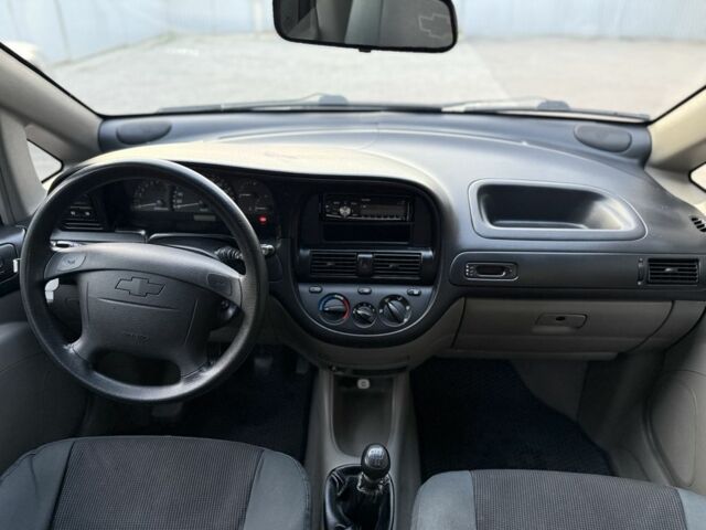 Синий Шевроле Такума, объемом двигателя 1.6 л и пробегом 134 тыс. км за 3600 $, фото 6 на Automoto.ua