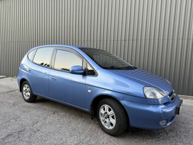 Синий Шевроле Такума, объемом двигателя 1.6 л и пробегом 134 тыс. км за 3600 $, фото 2 на Automoto.ua