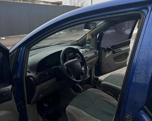 Синий Шевроле Такума, объемом двигателя 1.6 л и пробегом 300 тыс. км за 1700 $, фото 1 на Automoto.ua