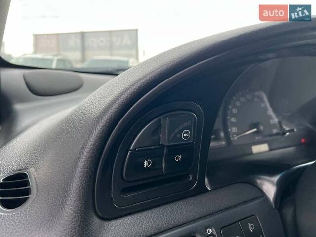 Синий Шевроле Такума, объемом двигателя 1.6 л и пробегом 378 тыс. км за 2940 $, фото 18 на Automoto.ua