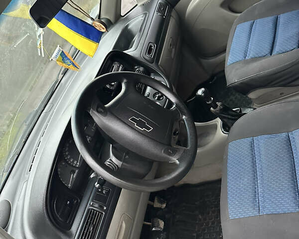 Синий Шевроле Такума, объемом двигателя 1.6 л и пробегом 224 тыс. км за 1600 $, фото 9 на Automoto.ua