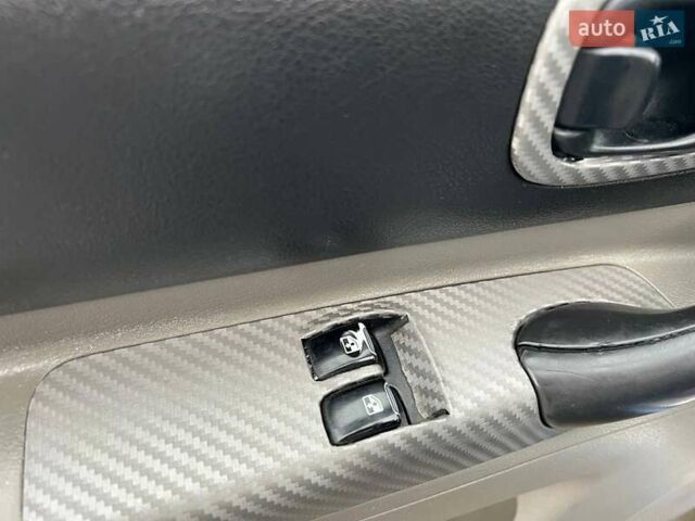 Синий Шевроле Такума, объемом двигателя 1.6 л и пробегом 378 тыс. км за 2940 $, фото 15 на Automoto.ua