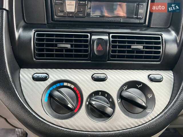 Синий Шевроле Такума, объемом двигателя 1.6 л и пробегом 378 тыс. км за 2940 $, фото 25 на Automoto.ua