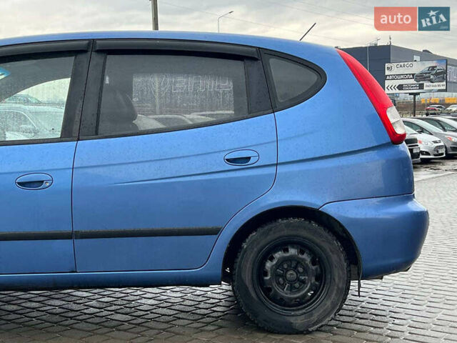 Синий Шевроле Такума, объемом двигателя 1.6 л и пробегом 378 тыс. км за 2940 $, фото 4 на Automoto.ua