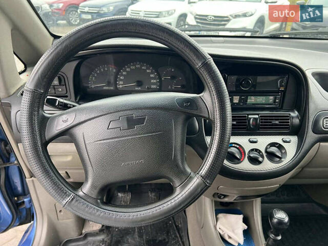 Синий Шевроле Такума, объемом двигателя 1.6 л и пробегом 378 тыс. км за 2940 $, фото 20 на Automoto.ua