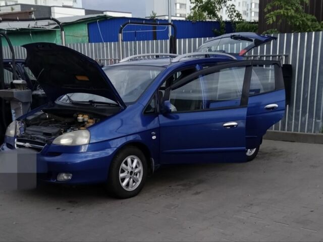 Синий Шевроле Такума, объемом двигателя 2 л и пробегом 227 тыс. км за 3000 $, фото 4 на Automoto.ua