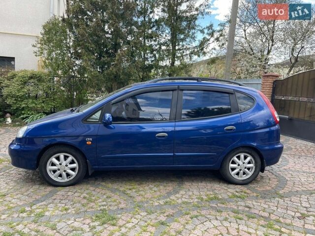 Синій Шевроле Такума, об'ємом двигуна 2 л та пробігом 180 тис. км за 3900 $, фото 6 на Automoto.ua