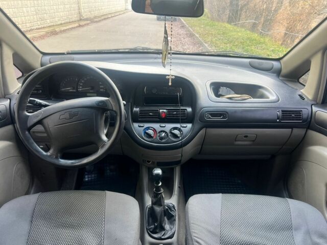 Зеленый Шевроле Такума, объемом двигателя 1.6 л и пробегом 280 тыс. км за 2800 $, фото 7 на Automoto.ua