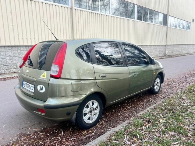 Зеленый Шевроле Такума, объемом двигателя 1.6 л и пробегом 280 тыс. км за 2800 $, фото 2 на Automoto.ua