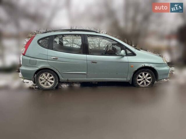 Зеленый Шевроле Такума, объемом двигателя 2 л и пробегом 230 тыс. км за 1600 $, фото 2 на Automoto.ua