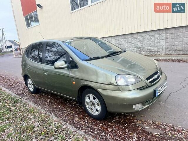 Зеленый Шевроле Такума, объемом двигателя 1.6 л и пробегом 280 тыс. км за 2800 $, фото 4 на Automoto.ua