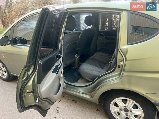 Зеленый Шевроле Такума, объемом двигателя 1.6 л и пробегом 280 тыс. км за 2800 $, фото 5 на Automoto.ua