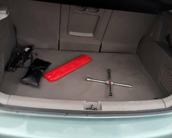 Зеленый Шевроле Такума, объемом двигателя 1.6 л и пробегом 282 тыс. км за 3700 $, фото 11 на Automoto.ua