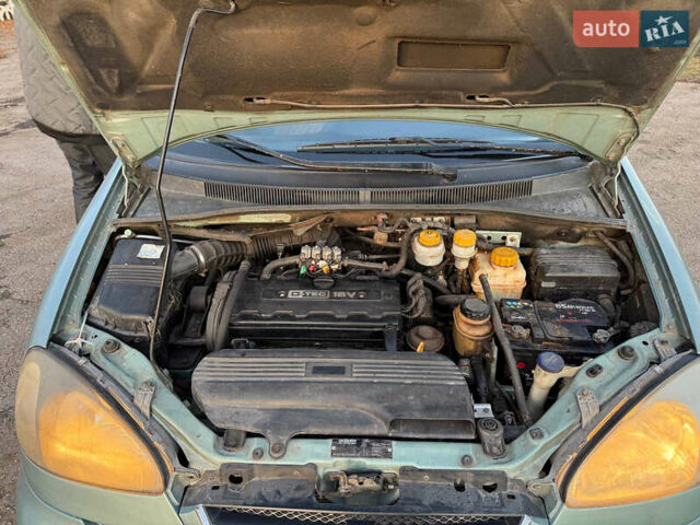 Зеленый Шевроле Такума, объемом двигателя 2 л и пробегом 250 тыс. км за 3300 $, фото 17 на Automoto.ua