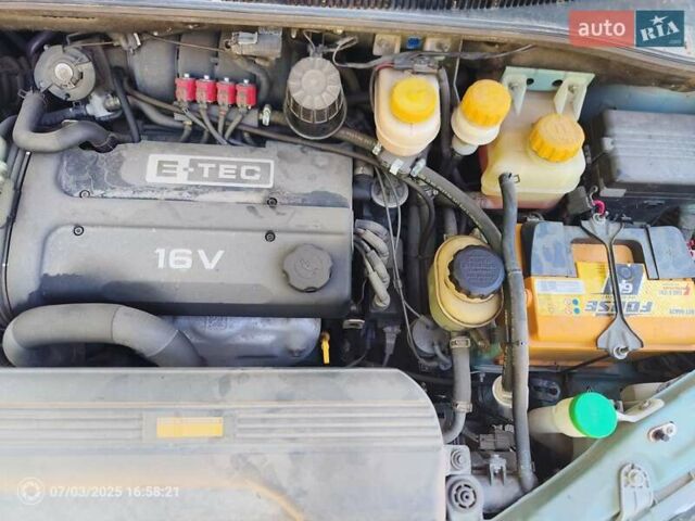 Зелений Шевроле Такума, об'ємом двигуна 1.6 л та пробігом 61 тис. км за 5500 $, фото 3 на Automoto.ua