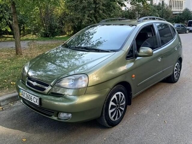 Зеленый Шевроле Такума, объемом двигателя 2 л и пробегом 200 тыс. км за 3500 $, фото 1 на Automoto.ua