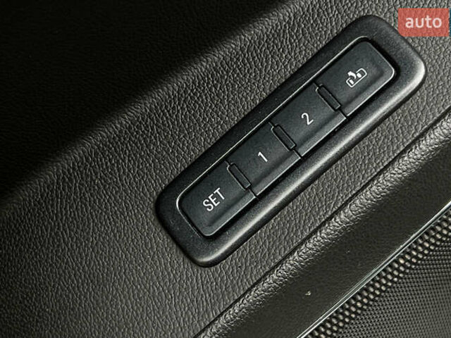 Шевроле Тахо 2016 у Львові на Automoto.ua Білий Шевроле Тахо, об'ємом двигуна 5.33 л та пробігом 186 тис. км за 32900 $, фото 18 на Automoto.ua