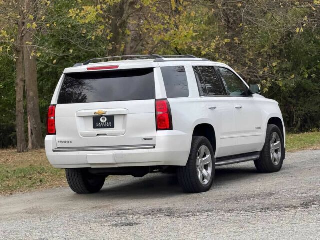 Белый Шевроле Тахо, объемом двигателя 5.3 л и пробегом 57 тыс. км за 5900 $, фото 6 на Automoto.ua